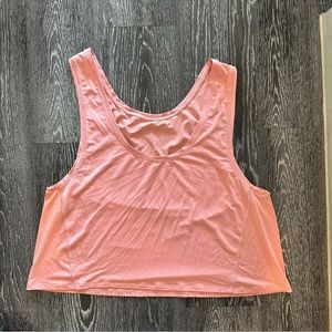 Lululemon crop tank size 8 EUC